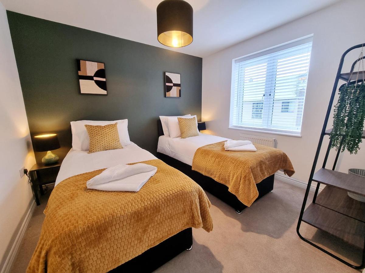 Modern & Spacious 3 Bedrooms And 2 Bathrooms Home, Free Parking! Cambridge  Buitenkant foto