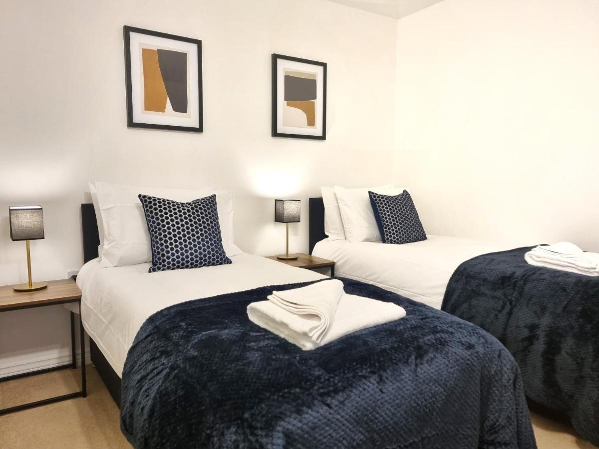 Modern & Spacious 3 Bedrooms And 2 Bathrooms Home, Free Parking! Cambridge  Buitenkant foto
